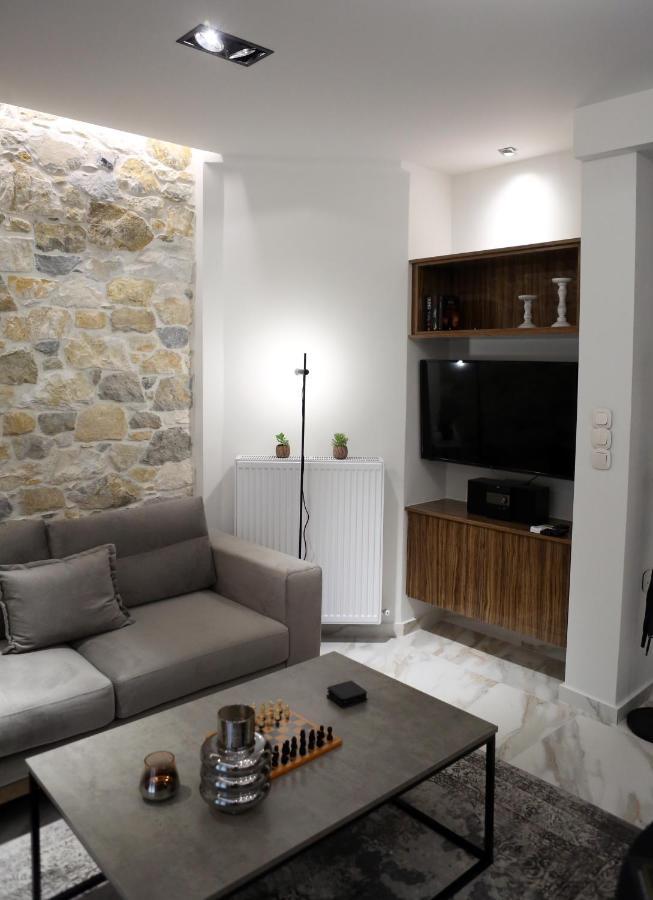 La Larissa Luxury Apartments Trekke Exterior photo