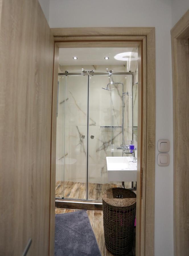 La Larissa Luxury Apartments Trekke Exterior photo
