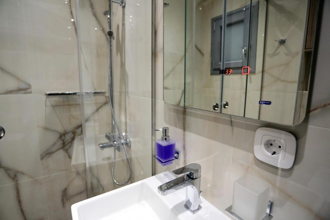La Larissa Luxury Apartments Trekke Exterior photo